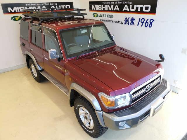 TOYOTA LAND CRUISER 70