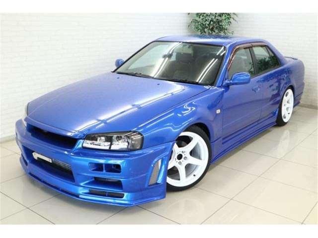 NISSAN SKYLINE