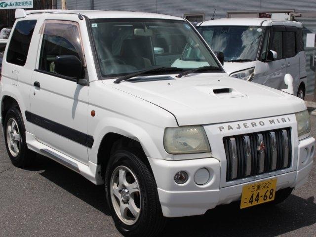 MITSUBISHI PAJERO MINI