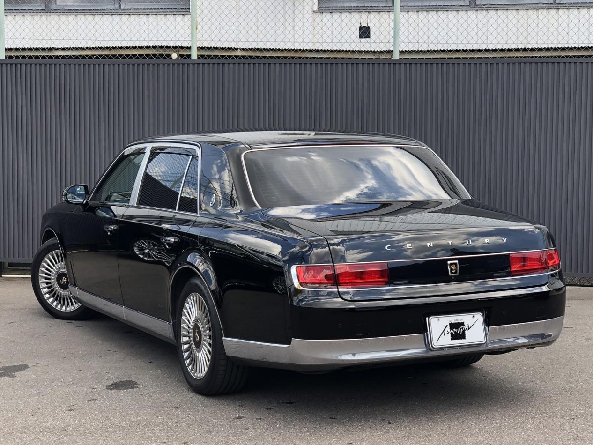 TOYOTA CENTURY