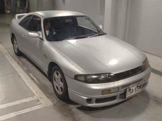 NISSAN SKYLINE