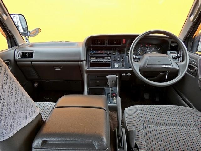 TOYOTA HIACE WAGON