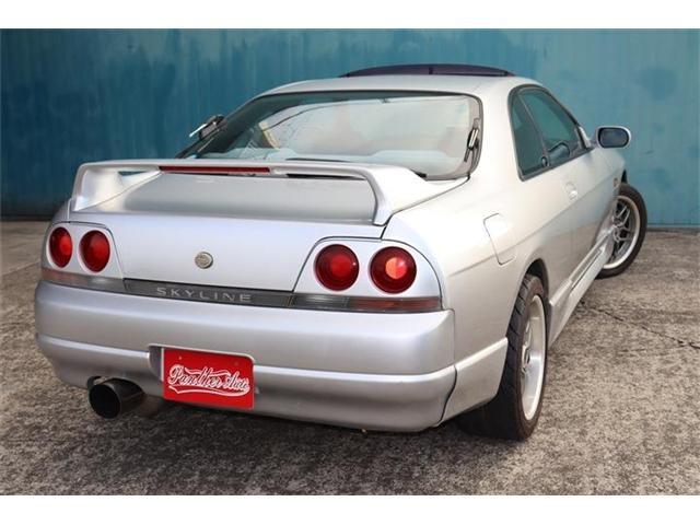 NISSAN SKYLINE