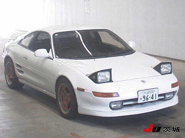 TOYOTA MR2
