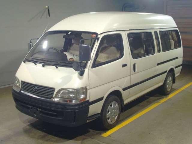 TOYOTA HIACE WAGON