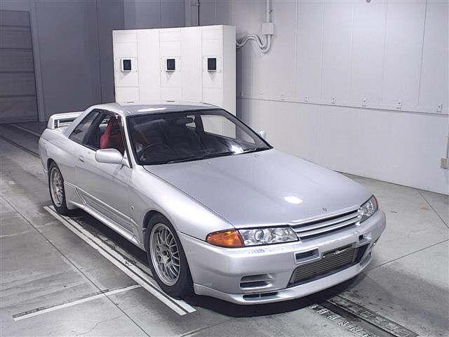 NISSAN SKYLINE