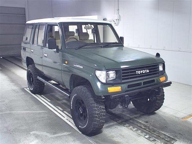 TOYOTA LAND CRUISER PRADO
