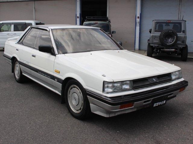 NISSAN SKYLINE