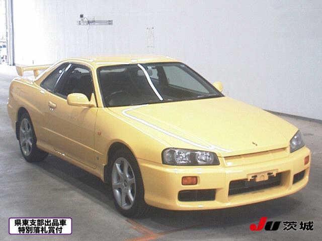 NISSAN SKYLINE