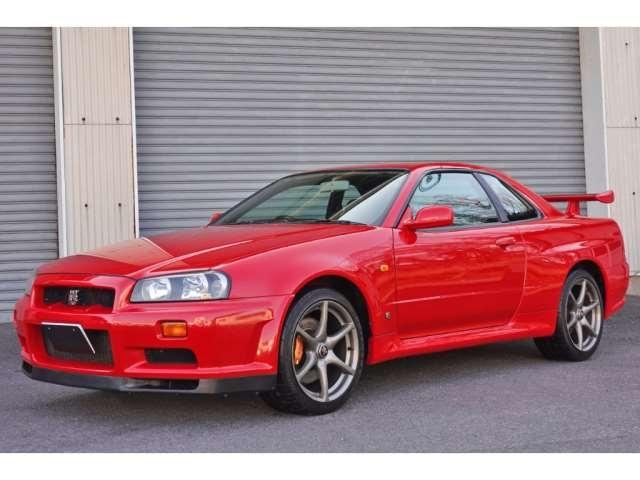 NISSAN SKYLINE