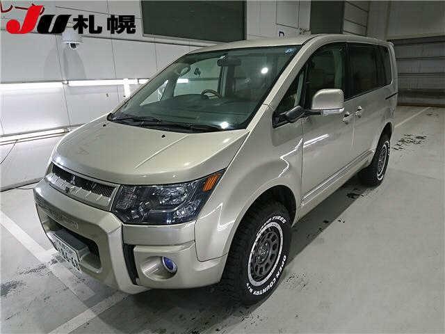MITSUBISHI DELICA D:5