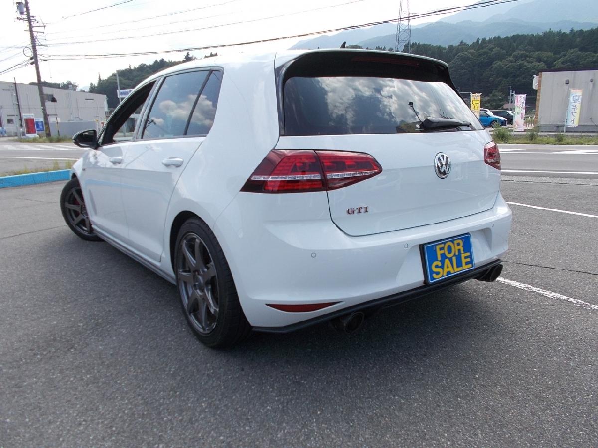 VOLKSWAGEN GOLF  GTI