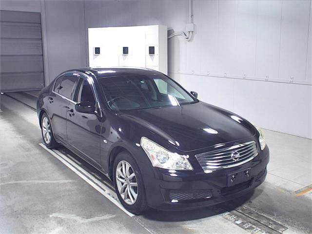 NISSAN SKYLINE