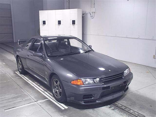 NISSAN SKYLINE