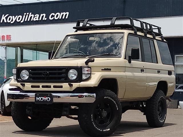 TOYOTA LAND CRUISER 70