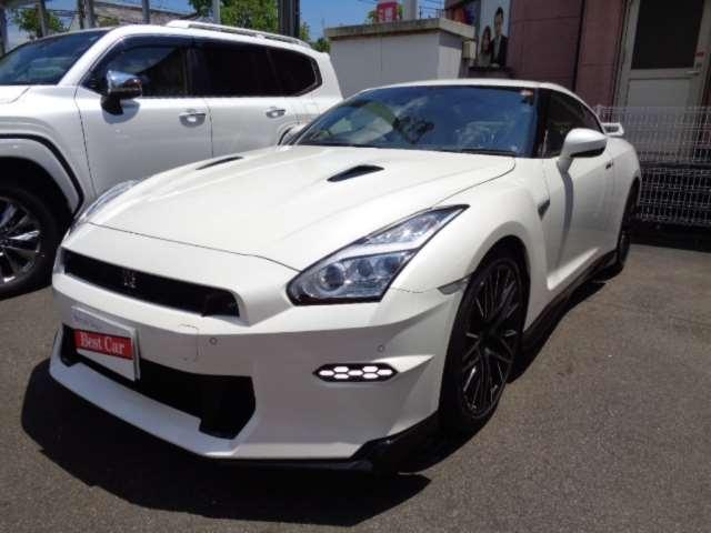 NISSAN GT-R