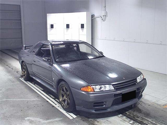 NISSAN SKYLINE