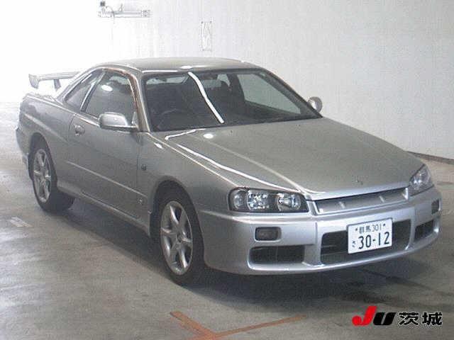 NISSAN SKYLINE