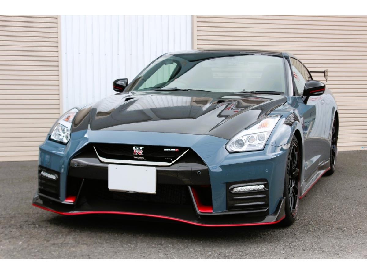 NISSAN GT-R