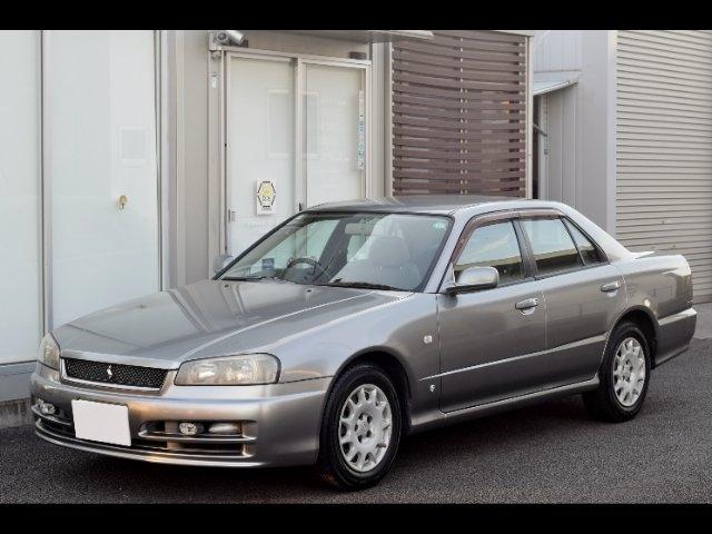NISSAN SKYLINE
