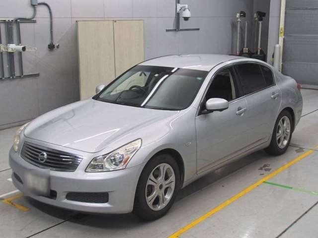 NISSAN SKYLINE