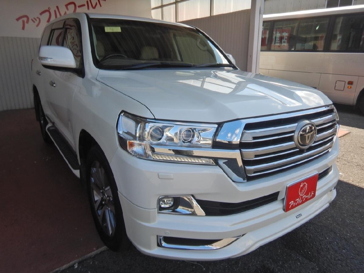 TOYOTA LAND CRUISER