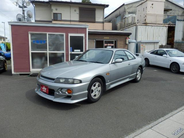 NISSAN SKYLINE