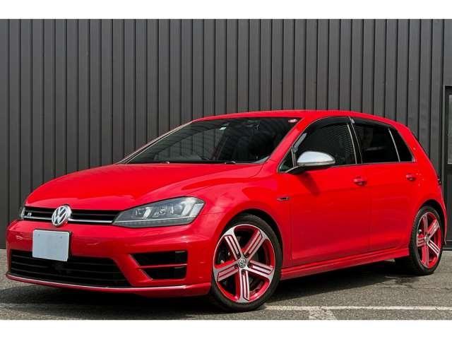 VOLKSWAGEN GOLF R