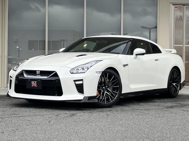 NISSAN GT-R
