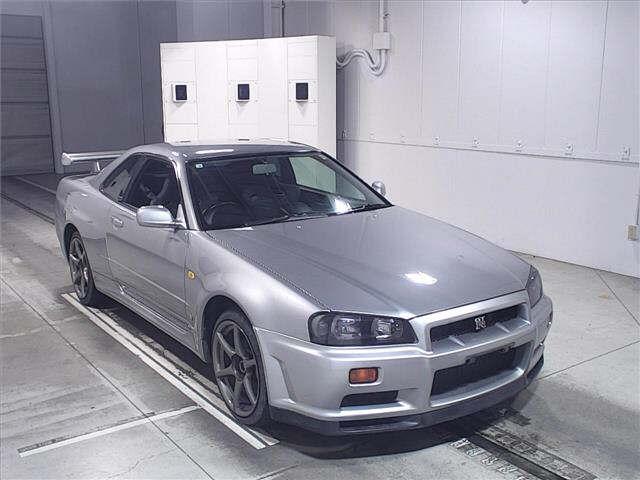NISSAN SKYLINE