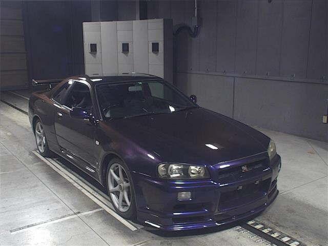 NISSAN SKYLINE