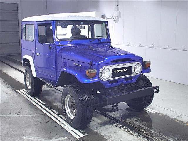 TOYOTA LAND CRUISER