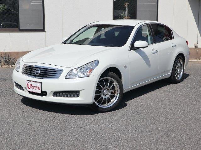 NISSAN SKYLINE