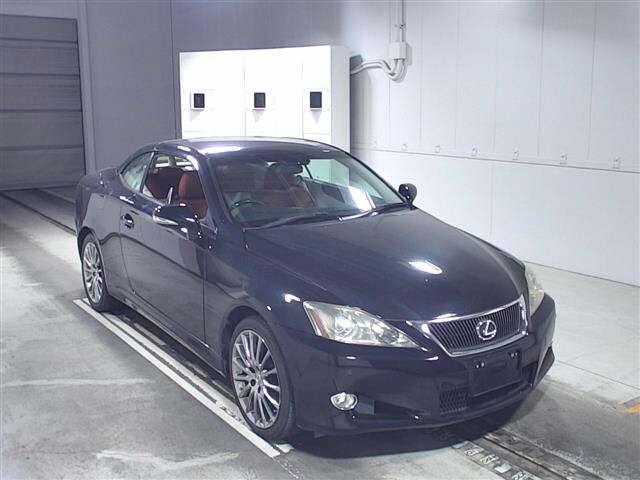 LEXUS IS