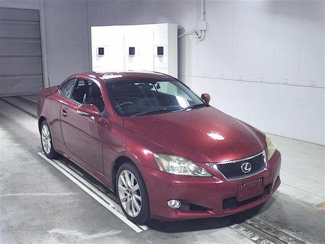 LEXUS IS