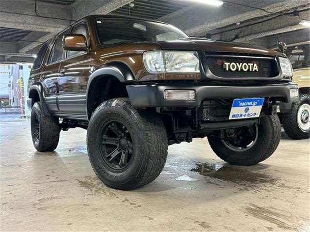 TOYOTA HILUX SURF
