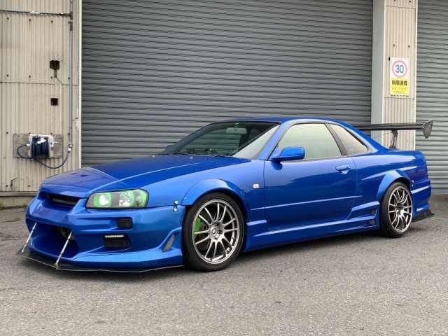 NISSAN SKYLINE