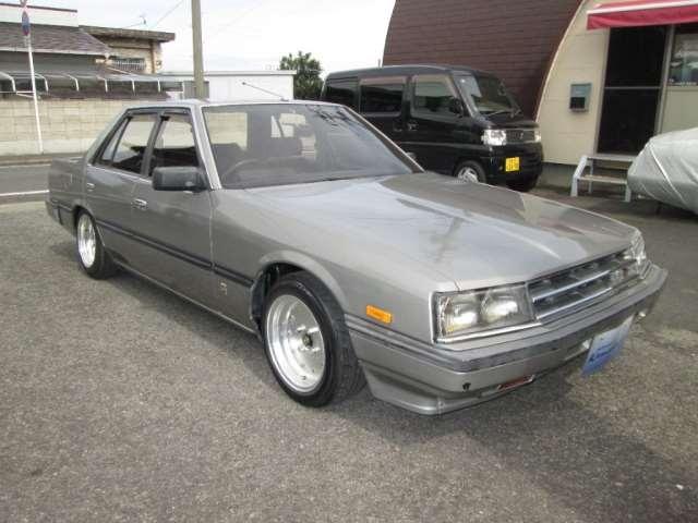 NISSAN SKYLINE