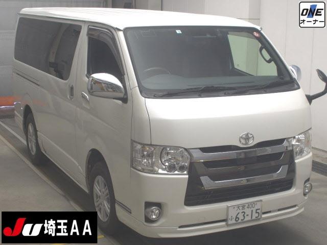 TOYOTA HIACE VAN