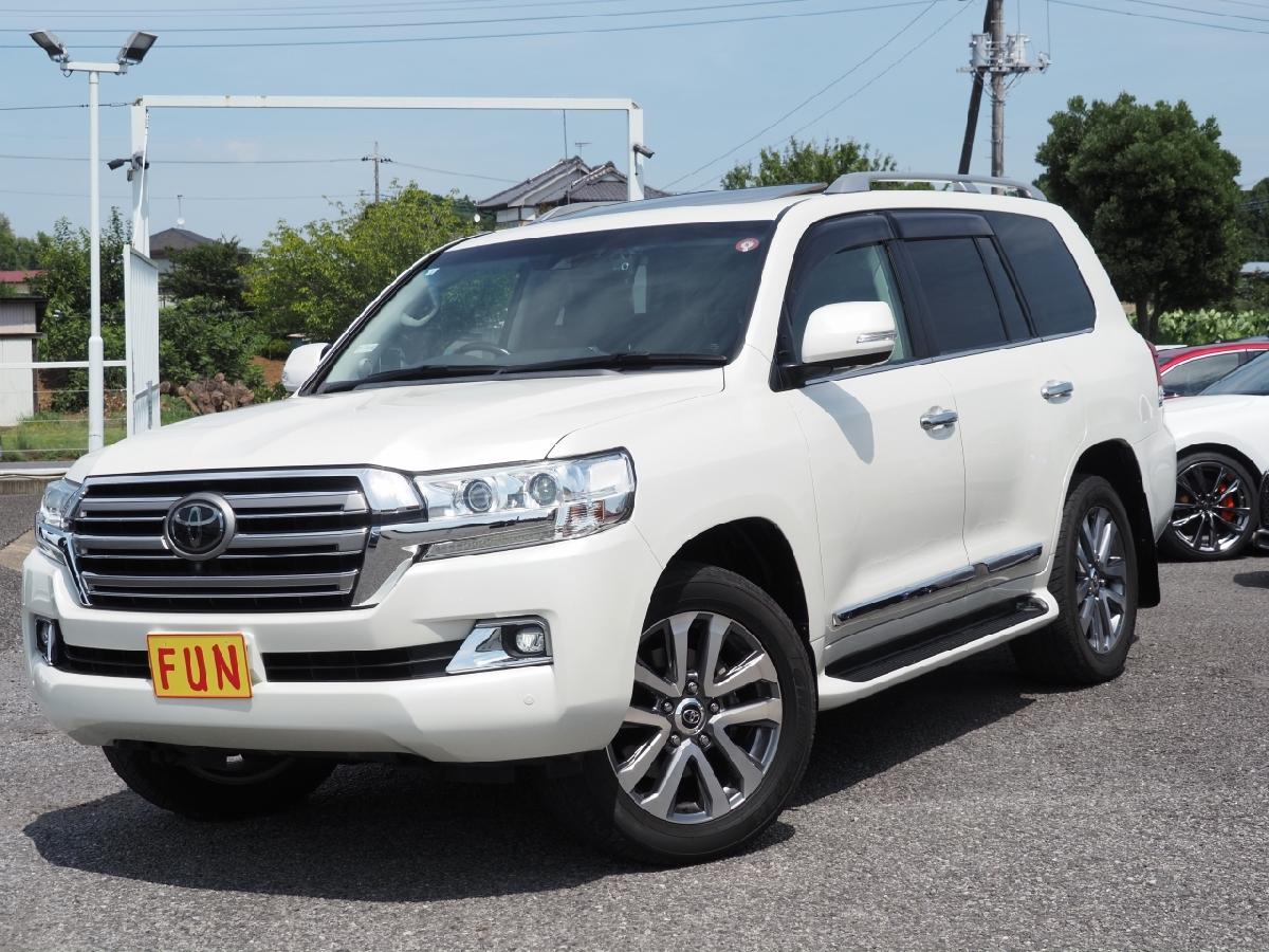 TOYOTA LAND CRUISER