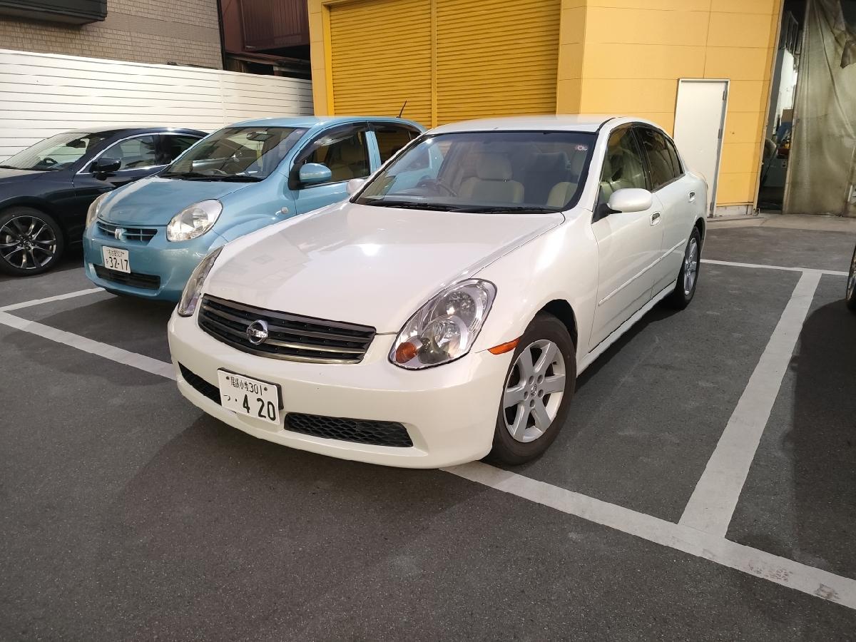 NISSAN SKYLINE