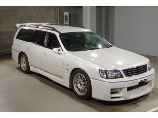 NISSAN STAGEA