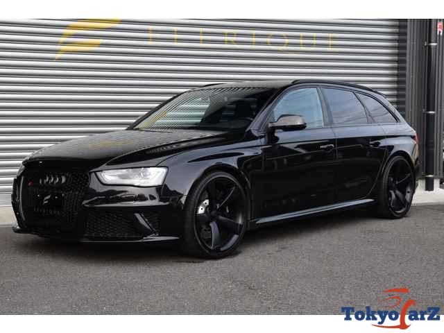 Audi RS4 Avante